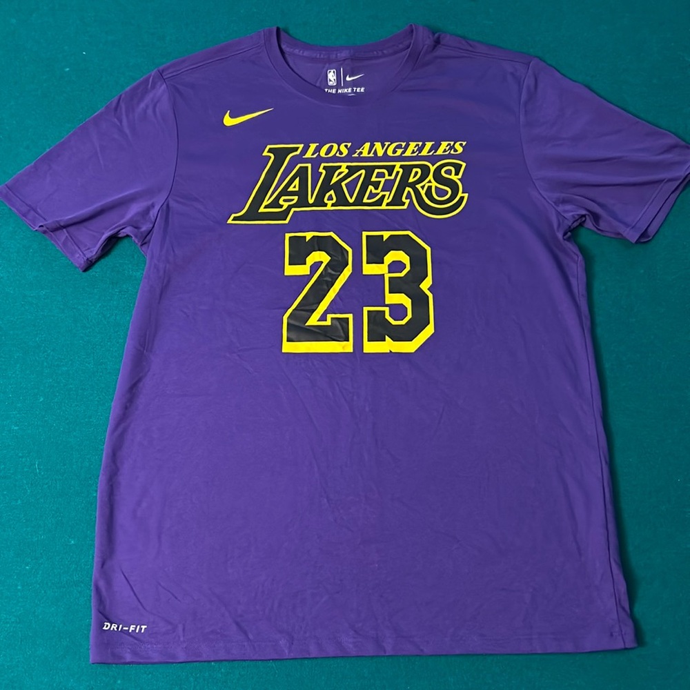 Los Angeles Lakers LeBron James T-Shirt